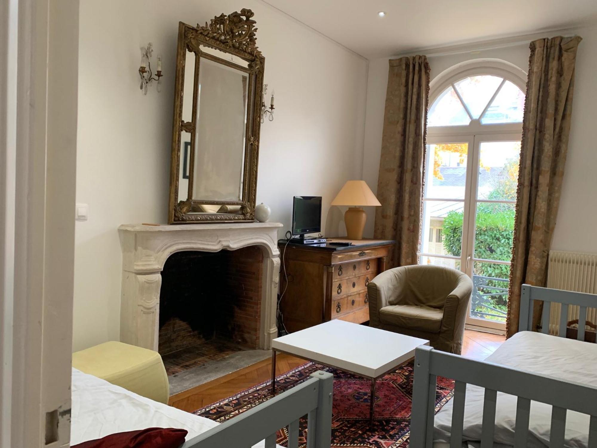 Apartmán A L'Abri Du Ginkgo Tours Exteriér fotografie